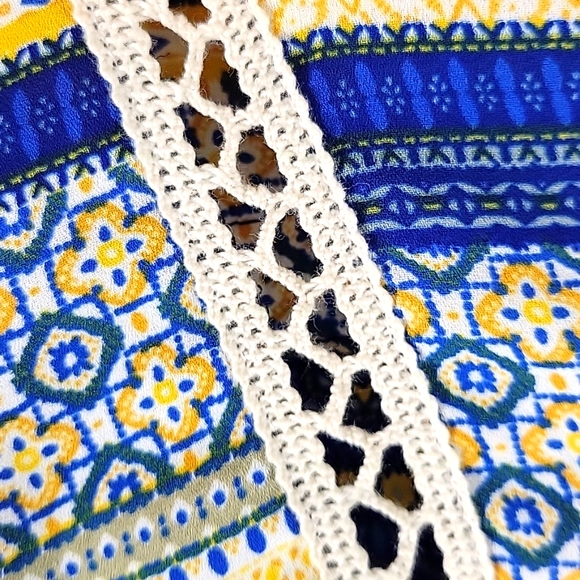 Collective Concepts Crochet Trimmed Boho Peasant Long Sleeve Blouse Size S - Picture 7 of 8